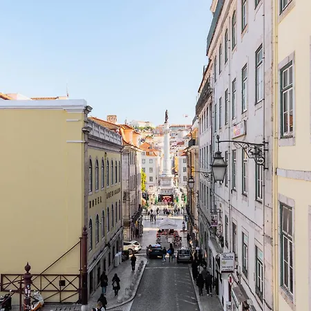 Vintage-chic In The Center, Chiado Appartamento