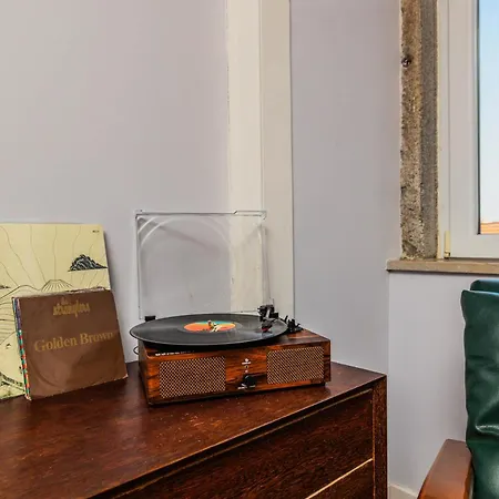 Vintage-chic In The Center, Chiado Апартаменты *