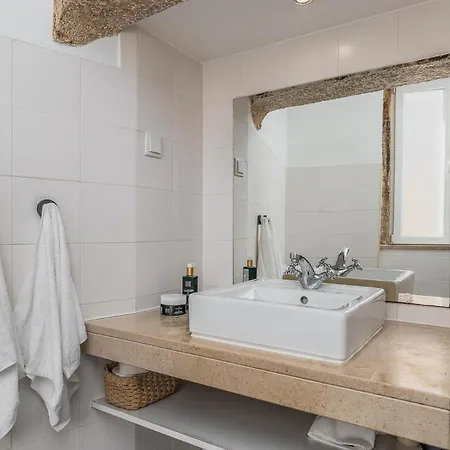 Vintage-chic In The Center, Chiado * Лиссабон