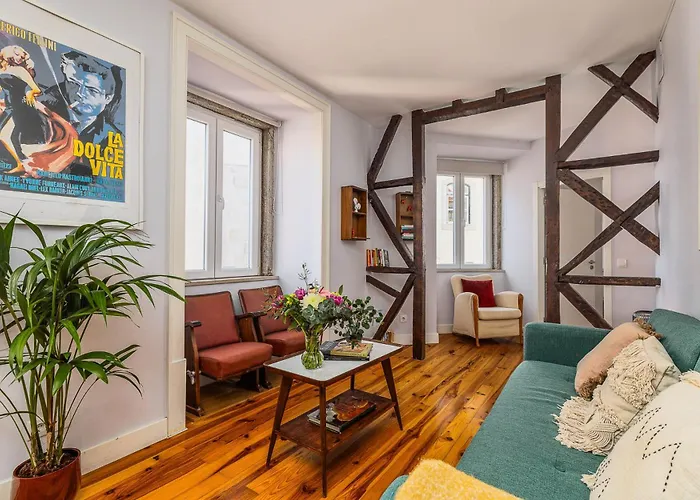 Vintage-chic In The Center, Chiado * Лиссабон