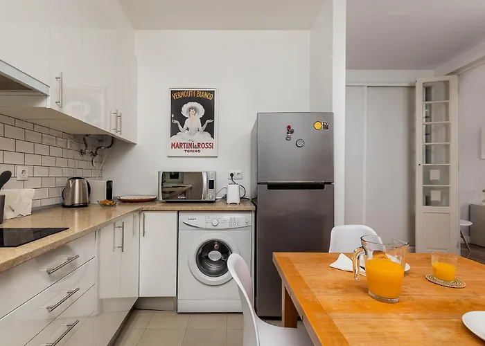 Vintage-chic In The Center, Chiado Apartament *